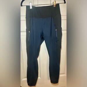Athleta Women's Size Small High Traverse Tight Black / Blue Athleisure Leggings.